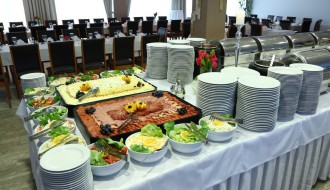 Nedeljni ručak u restoranu Panorama