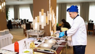 Nedeljni ručak u restoranu Panorama