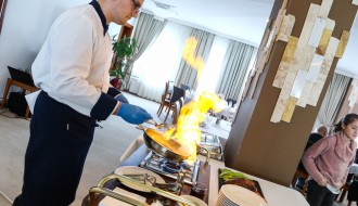 Nedeljni ručak u restoranu Panorama