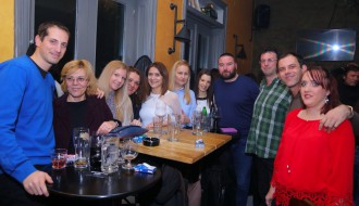 Moonlighting - Akustična Svirka