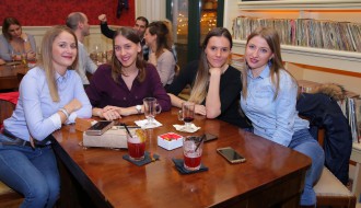 Triangle 4 - Akustična svirka