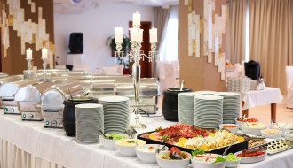 Nedeljni ručak u restoranu Panorama