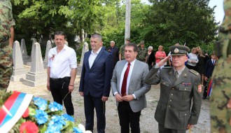 Polaganje venaca u Spomen parku povodom Dana pobede nad fašizmom