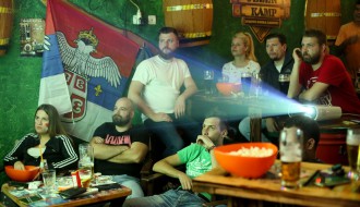 "Za Srbiju iz Dvorišta!"