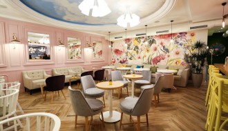 Otvaranje poslastičarnice "Vremeplov"