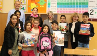 Podela udžbenika učenicima romske populacije