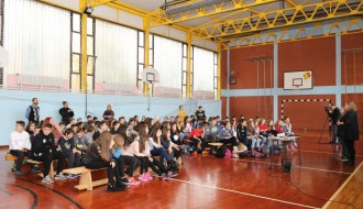 Predavanje o bezbednosti dece na internetu