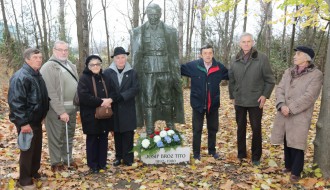 Polaganje venaca povodom Dana SFRJ