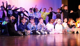 Novogodišnja predstava vrtića "Dambo"