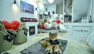 Otvaranje Teddy Bear gift shopa