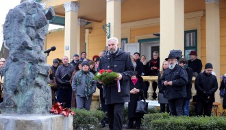 Otkrivanje spomenika Savi Babiću