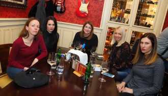 Moonlighting - Akustična Svirka