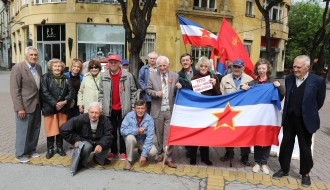 Prvomajski performans UG "Solidarnost" i "Centar – Tito – Központ"