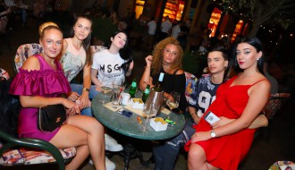 Larisa - Akustična svirka