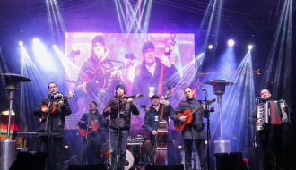 Novogodišnji koncert na Trgu - Tamburaški ansambl "Ravnica"