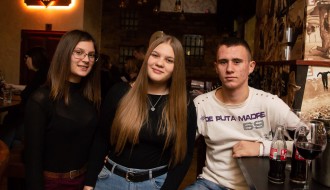 Svirka - Kratak spoj