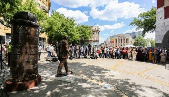 Otkrivanje spomenika Karolju Birou