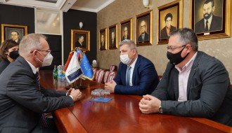 Poseta šefa Misije OEBS-a Jana Bratua Ekonomskom fakultetu u Subotici
