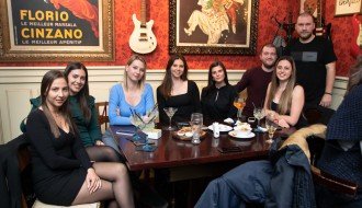 Mia - Akustična svirka