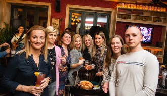 Red Corner - Akustična svirka