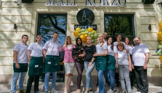 Kafić "Mali korzo" - topli i osvežavajući napici i ukusna hrana u prijatnom ambijentu