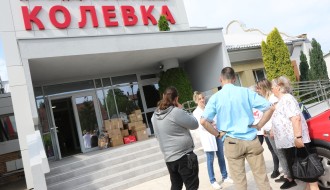 Donacija garderobe i igračaka udruženja "Za Suboticu svim srcem" Domu "Kolevka"