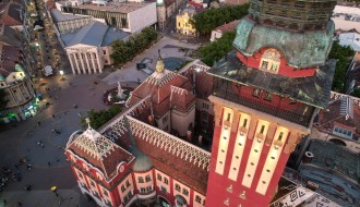 Predvečerje u centru grada - dron