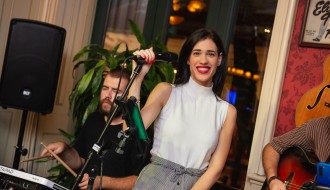 Mia - Akustična svirka