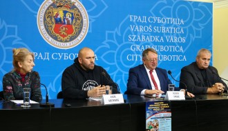 Najava međunarodnog takmičenja snažnih ljudi