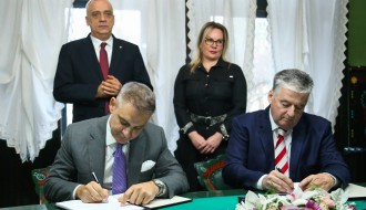 Potpisivanje ugovora povodom izgradnje hotela "Holliday In" u Subotici