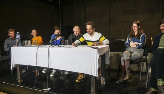 Najava premijere predstave "Sin zemlje" pozorišta Deže Kostolanji