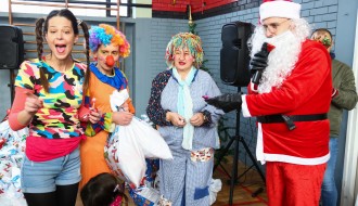 Podela paketića "Naše malo je nekome sve"