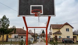 Sportski tereni u Malom Radanovcu