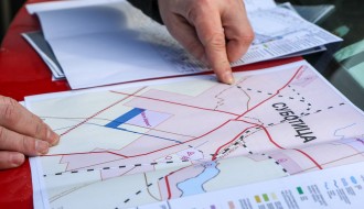 Problemi stanovnika Tuzlanske ulice sa prugom