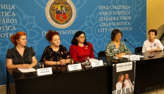 Najava humanitarnog Gala koncerta „Görög sisters“ udruženja "Jedna uz drugu"