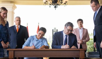 Ceremonija potpisivanja bilateralnih dokumenata delegacija Srbije i Mađarske