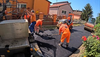 Asfaltiranje Ulice Šime Tikvickog u naselju Ker
