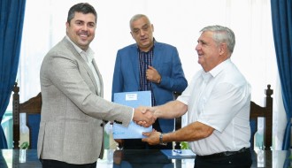 Potpisivanje ugovora - kante za odlaganje kućnog smeća