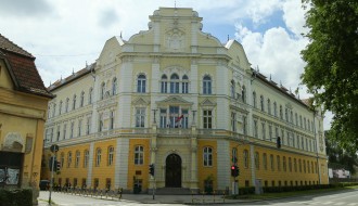 Uspesi učenica HTSŠ na Republičkom takmičenju tekstilnih i kožarskih škola