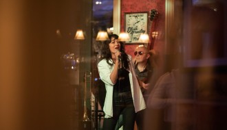 Larisa - akustična svirka