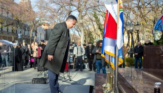 Polaganje venaca na spomenik kralju Petru Prvom Karađorđeviću