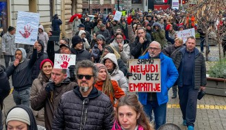 Protestna šetnja u centru grada
