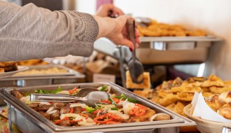 Nedeljni ručak u restoranu Kapetanski rit