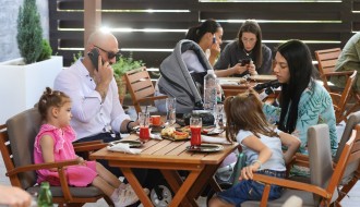 Restoran zdrave hrane "Joker" (Senćanski put 18)