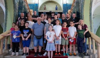 Deca sa planine Ozren, iz maglajske i rakovačke eparhije u poseti Subotici