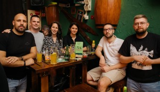 Pub quiz Nikki Lee Man