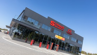 „Straus cars“ - autoservis i salon automobila