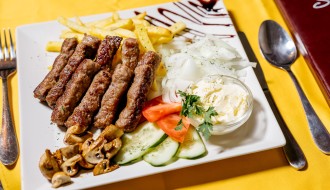 Restoran "Stari Grad" - Zrinskog i Frankopana 37