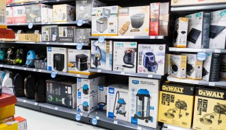 Praznična sniženja u "Elementi"