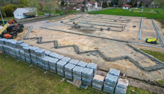 Izgradnja parkinga pored "Krvavog jezera"